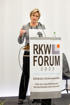 Dr. Nicole Hoffmeister-Kraut MdL Dr. Nicole Hoffmeister-Kraut MdL