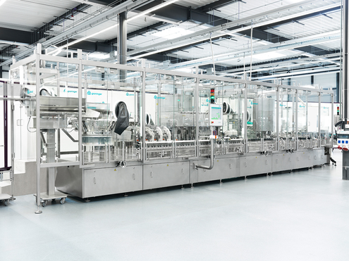 groninger-Maschine Mit über 90 Prozent Exportanteil werden groninger-Maschinen weltweit ausgeliefert. Die Anlagen zeichnen sich durch eine einfache Bedienbarkeit, möglichst geringe Stellflächen und eine maximale Flexibilität aus